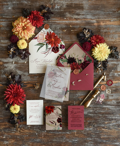  Natura unikatowe bordowe zaproszenia ślubne z motywem botanicznym