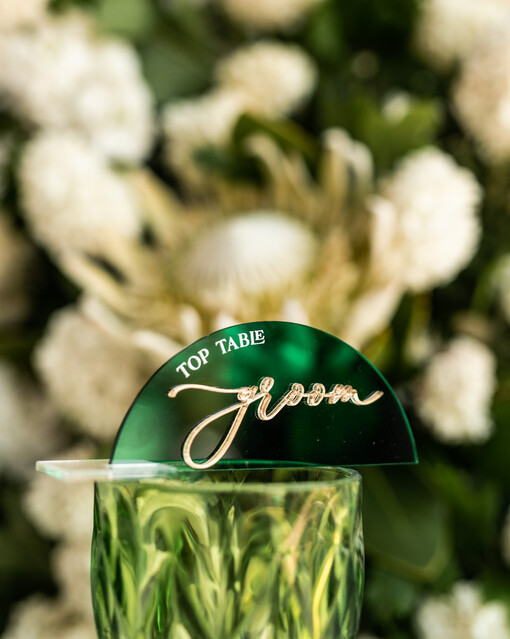  glamour eleganckie winietki na stół weselny wizytówki ślubne, złote glamour winietki na stoły weselne, zielone winietki na ślub