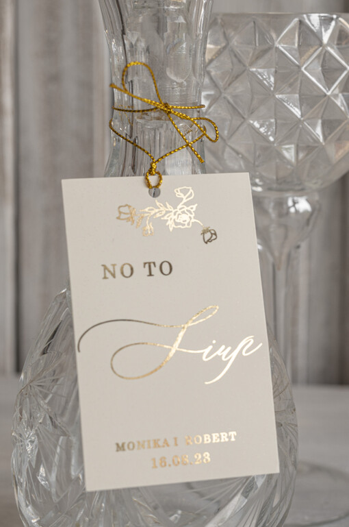  glamour zawieszki na butelki weselne, zawieszki glamour z waszą treścią, złote zawieszki ze ślubnymi wierszykami, złote litery na zawieszkach 