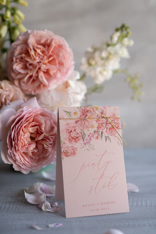  Boho/Etno/Pióra numerki na stół stoły weselne, w stylu boho kwiatowe grafiki