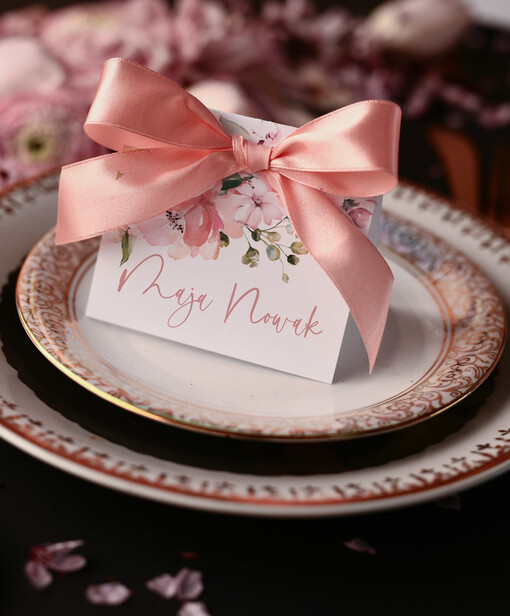  botaniczne podróżnicze  ręcznie robione winietki ślubne wizytówki dla gości weselnych botaniczne 