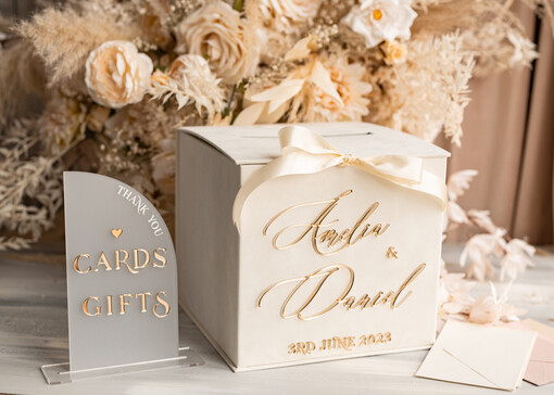  glamour Elegancka welurowa kopertówka ze złotymi napisami, cieniowany welur ecru, pudełko na koperty, pomysł na pudełko na pieniądze podczas wesela