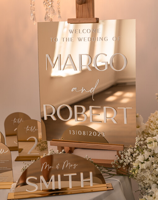  złote na lustrze  Tablica powitalna slubna glamour, elegancka na złotym lustrze plansza powitanie gości na Wesele, rama powitanie na weselu tlansza powitalna na złotym lustrze