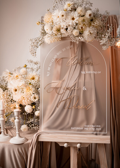  na pleksie - akryl Tablica powitalna slubna glamour, elegancka powitalna plansza ze złotymi literami, rama powitanie na weselu plansza powitalna na pleksie ze zlotymi literami