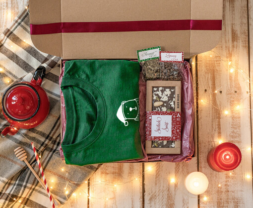  koszulki pomysł na prezent świąteczna koszulka różne rozmiary, zielona męska świąteczna koszulka, koszulka świąteczna z nadrukiem,  prezent na święta koszulka z nadrukiem 