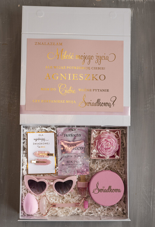  boxy prezentowy dla Świadkowej, prośba o świadkowanie  prośba o świadkowanie pomysł na prezent dla świadkowej, box kosmetyczny dla świadkowej i druhny, oryginalny prezent dla świadkowej 