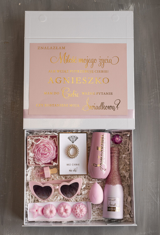  boxy prezentowy dla Świadkowej, prośba o świadkowanie  Prośba o świadkowanie pomysł na prezent dla świadkowej, box kosmetyczny dla świadkowej i druhny, oryginalny prezent dla świadkowej 