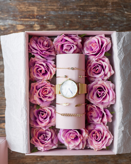  biżuteria, pudełka, szkatułki na biżuterie  Prezent na Dzień Mamy Zegarek i bransoletki boho Upominek Dla Mamy Flowerbox z biżuterią