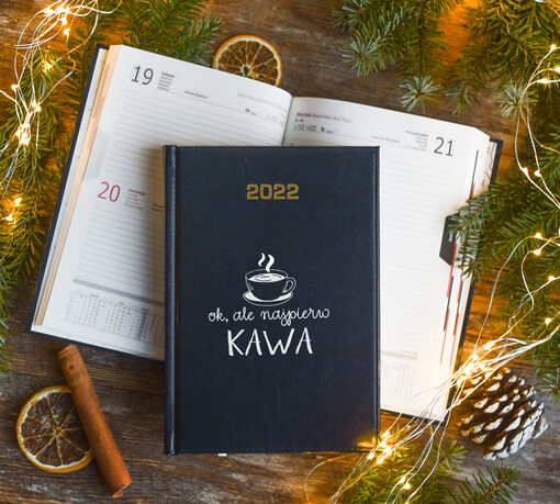  kalendarze super pomysł na prezent dla narzeczonej Terminarz dzienny - Kalendarz z nadrukiem na okladce - Twoj nadruk