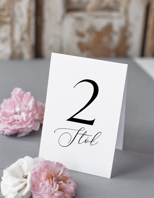  Nowoczesne prosta forma  Eleganckie numerki na stół weselny, numeracja stołów weselnych, proste i delikatne numerki na stoły weselne, dekoracja stołu weselnego 