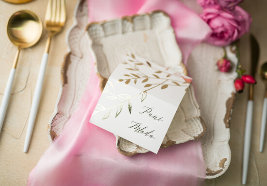 Winietki glamour ozdobne winietki na ślub wizytówki dla gości weselnych, złote lub srebrne 09/Glz3/w