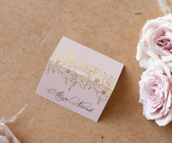 Winietki glamour delikatne winietki na stoły weselne, usadzenie gości na weselu winietki z nazwiskami gości, złote lu 02/pióra/w25