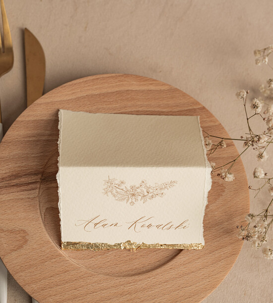 Winietki glamour winietki ślubne ze złotem, winietka na stół weselny z płatkami złota, winietki na stoły weselne ze z 01/WRz/w