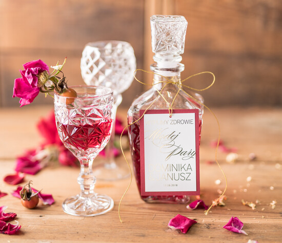 Zawieszki na butelki glamour zawieszki na alkohol weselny, złote z waszą treścią 02/Gfolder1/zw
