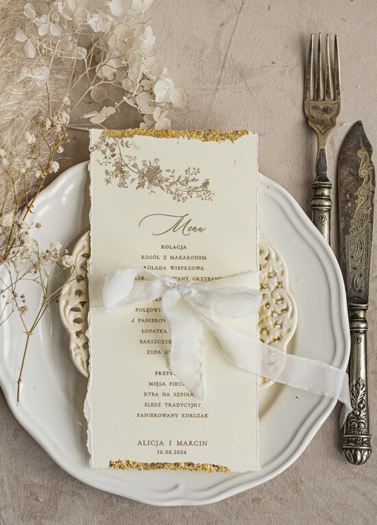 Menu glamour darte menu weselne, karta dań zdobiona płatkami złota, menu na stoły weselne ozdobione złotem, złote 01/WRzl/m