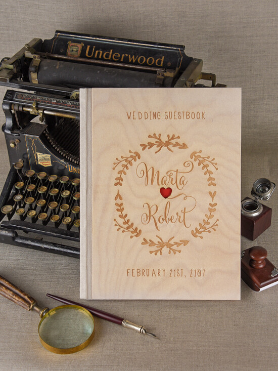 Księgi wpisów gości Drewniane  ksiega gosci weselnych z ankietami wybierz swoje kartki, okładka z drewna wasze imiona 09/NWDcc/kwg