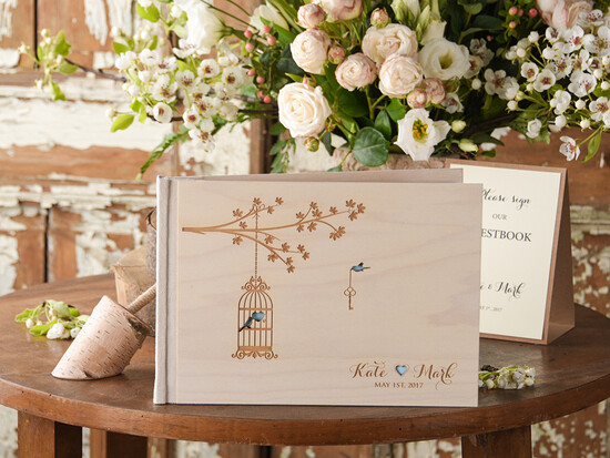 Księgi wpisów gości Drewniane  ślubny album na zdjęcia wklejane i ksiega gosci, grawerowane drewno wasze imiona 13/NWD/kwg