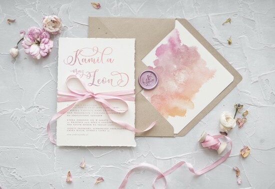 Zaproszenia ślubne Rustykalne i Natura eleganckie zaproszenia na ślub z piękną akwarelową grafiką i kolorową wstążką 2/kali/z