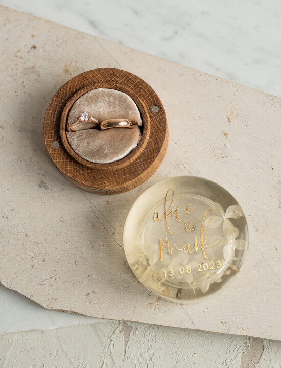 Pudełka Szkatułki na Obrączki szkatułki szkatułka na obrączki z kwiatami, pudełko na obrączki z żywicy, pudełko na obrączki z zatopionymi kw 12/szk/szk