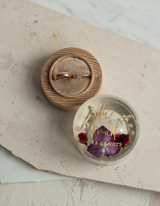 Pudełka Szkatułki na Obrączki szkatułki elegancka rustykalna szkatułka na obrączki z kwiatami, pudełko na obrączki z żywicy, pudełko na obrą 09/szk/szk
