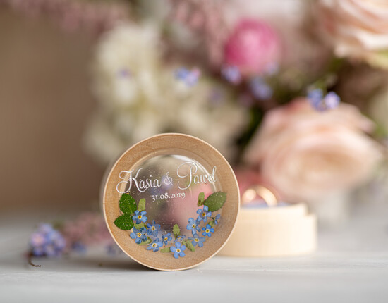 Pudełka Szkatułki na Obrączki szkatułki rustykalne białe pudełeczko na obrączki ślubne przezroczyste wieczko wasze imiona i data  żywe nieza 280/pudkwia/szk