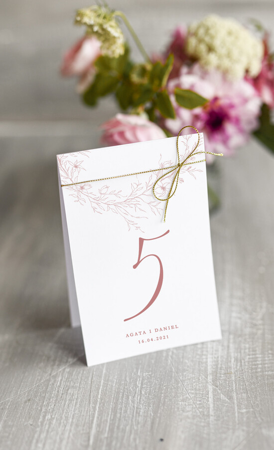 Numery na stół Rustykalne numery na stoły weselne, w stylu rustykalnym 02/CBw/nrS