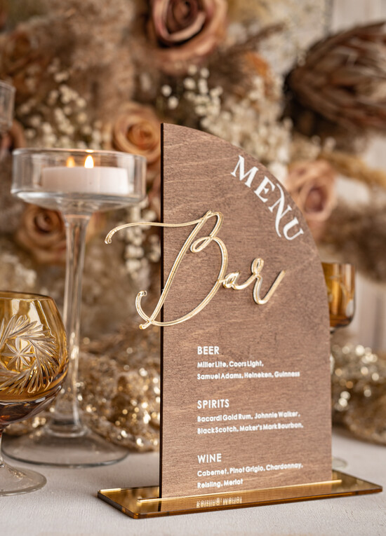 Menu rustykalne rustykalne menu na stol weselny, złote napisy na menu weselnym, drewniana karta dań, rustykalna kart 02/goldDrew/menuD