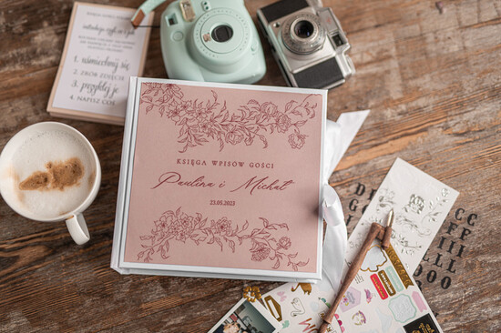 Albumy ślubne Pudełka na zdjęcia  album na zdjęcia  album fotograficzny ślubny zdjęcia z fotobudki wybierz kolor kartek 1/asB/alb