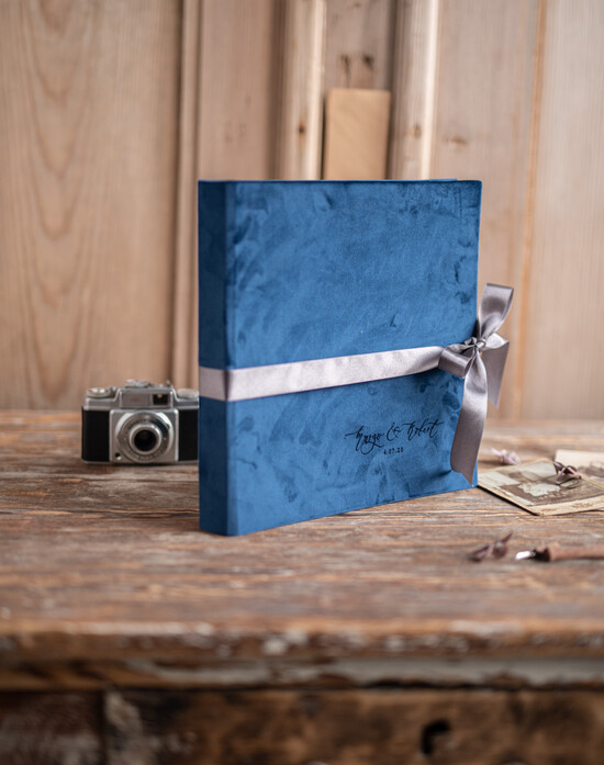 Albumy ślubne Pudełka na zdjęcia  album na zdjęcia  fotoalbum szyte kartki welurowa okładka z Waszymi imionami 2/velalb/alb