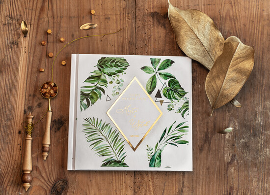 Księgi wpisów gości glamour pamiątkowa księga wpisów gości z kwiatową grafiką w zielonych kolorach  01/glamR/kwg