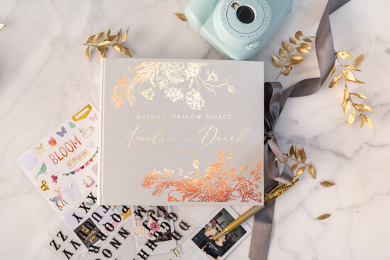 Księgi wpisów gości welurowe delikatna złota księga wpisów gości na zdjęcia instax wesele glamour 1/glamP/kwg