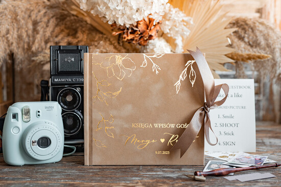 Księgi wpisów gości welurowe księga do wpisywania życzeń przez gości weselnych, na fotki z instaxa i fotobudki, welurowa księga w 02/velWsM/kwg