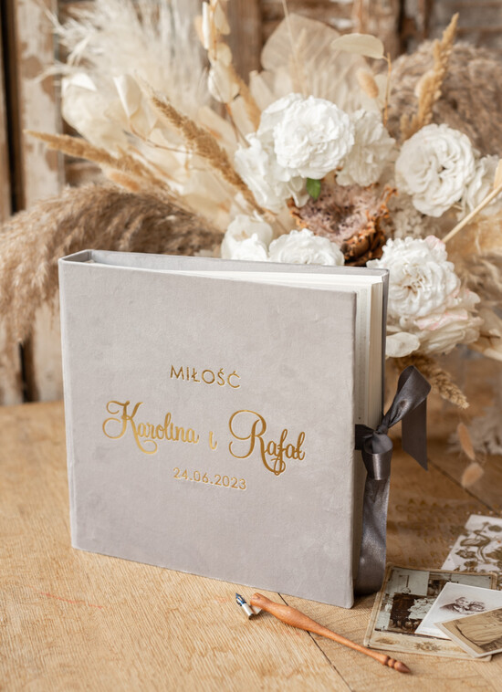 Księgi wpisów gości welurowe ksiega pamiatkowa na wpisy gosci weselnych, zdjęcia z instaxa i zyczenia 08/inxVelWsD/kwg