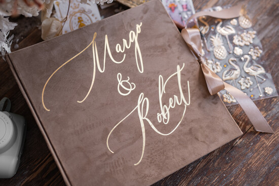 Księgi wpisów gości welurowe ksiega gosci na zdjecia, ręcznie szyta księga wpisów gości, welurowa okładka złote napisy  10/inxVelWsD/kwg