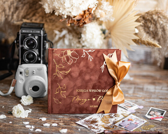 Księgi wpisów gości welurowe elegancka welurowa księga gości, ekskluzywna pamiątkowa księga wpisów gości,  złota księga ze złotym 20/velWsM/kwg