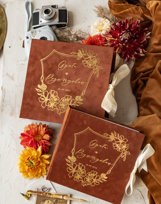 Księgi wpisów gości welurowe komplet księga i pudełko, album ślubny personalizowany i księga gości weselnych w jednym, na zdjęcia 09/velWsboxM/kwg