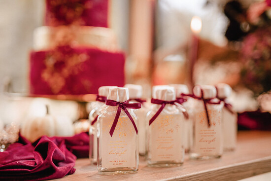 Podziękowania dla Gości Weselnych Butelki podarunki ślubne dla gości weselnych, piersióweczki do własnego wypełnienia 01/lamjesień/bPOdgo