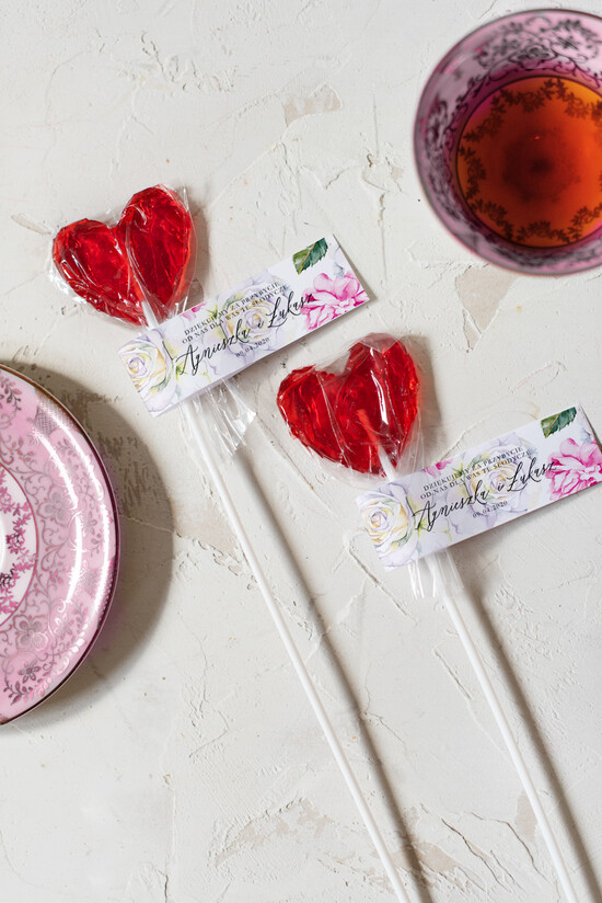 Słodkości / miodki - czekoladki Lizaki podarunki ślubne dla gości weselnych słodki podarek od Państwa Młodych    20/kolb/LIZ