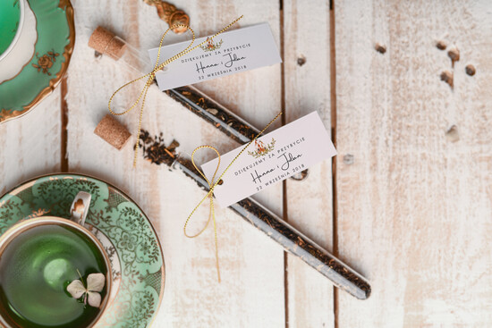 Fiolki i Saszetki Kawa i Herbata Fiolki podziękowania podarunki dla gości weselnych w postaci herbaty zapewnią miłe chwilę    01/Abot/fiolka