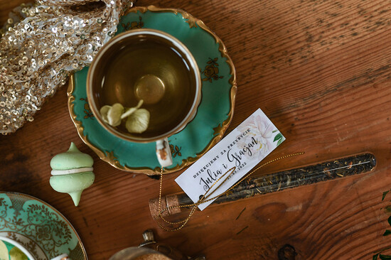 Fiolki i Saszetki Kawa i Herbata Fiolki unikatowe podziękowania dla gości w postaci zielonej lub czarnej herbaty    10/GNO/fiolka