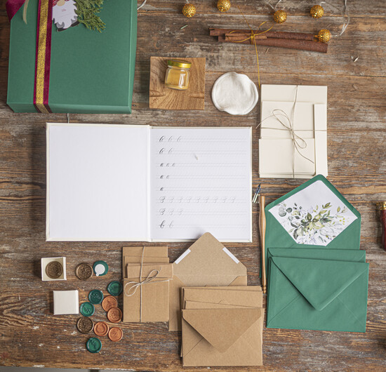 PREZENTY NA RÓŻNE OKAZJE  Kaligrafia szkatułka na obrączki    01/kaligrafia/ZESK