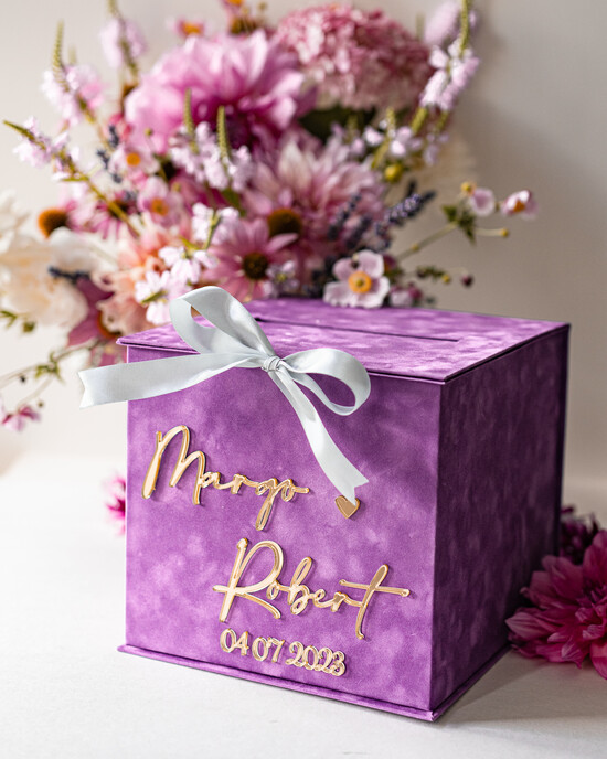 Pudełko na koperty  glamour Elegancka welurowa kopertówka ze złotymi napisami, fioletowy cieniowany welur, pudełko na koperty zł 01/velFLT/kopr