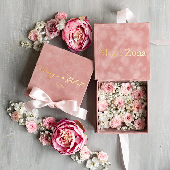 Pudełka Szkatułki na Obrączki glamour   szkatułka na obrączki wasze imiona i data, welurowe pudełko na obrączki ślubne, eleganckie aksamit 01/pudVel/szk