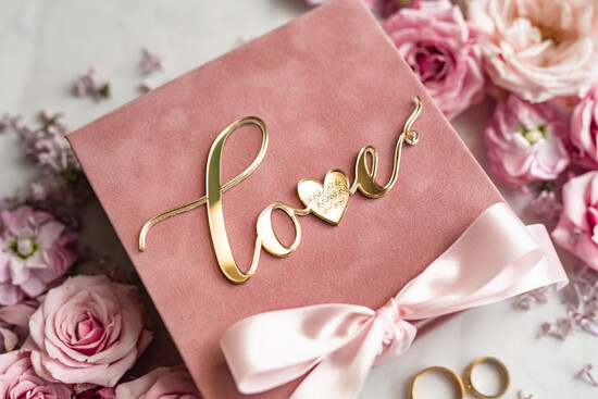 Pudełka Szkatułki na Obrączki glamour szkatułka na obrączki wasze imiona i data, welurowe pudełko na obrączki ślubne, eleganckie aksamitne 05/pudvel/szk