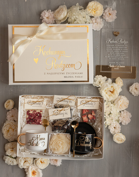 Prezenty, Podziękowania dla Rodziców zestawy prezentowe kubki filiżanki pomysł na prezent dla Rodziców na weselu, filiżanki biała i czarna dla Rodziców, prezent dla Rodzicó 08/boxFIL/Rodzice