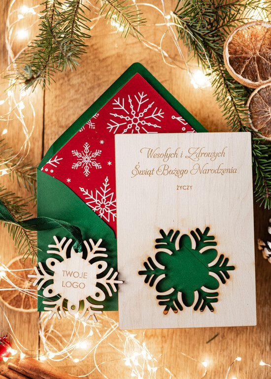 Kartki świąteczne z logo firmy z magnesem lub zawieszką na choinkę kartki świąteczne dla firm Drewniana bombka zawieszka na choinke z Logo firmy świateczna kartka firm 105/choinka/ksw