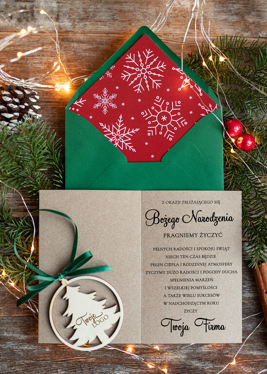 Kartki świąteczne z logo firmy z magnesem lub zawieszką na choinkę kartki świąteczne dla firm Drewniana bombka zawieszka na choinke z Logo firmy świateczna kartka firm 67/mag/ksw