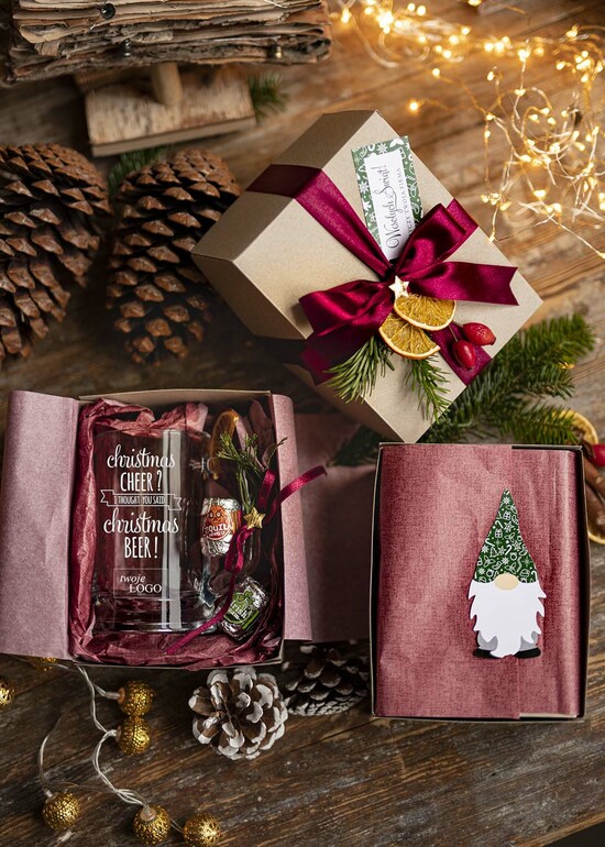 Prezenty oferta dla Firm zestawy do piwa zestaw dla pracownika z logo firmy kufel w świątecznym opakowaniu  03/logokufel/swieta