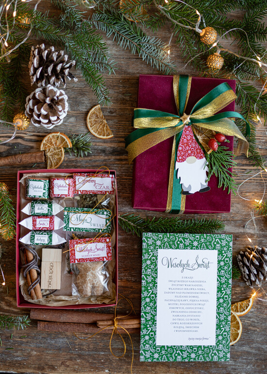 Prezenty oferta dla Firm pendrive podstawki na tablet telefon  prezenty z okazji świąt bożego narodzenia pendrive z logo firmy w zestawie 02/logozesPDV/PDV