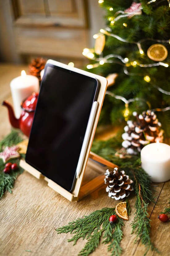 Prezenty oferta dla Firm pendrive podstawki na tablet telefon  prezenty biznesowe z logo firmy 01/logotablet/PDV